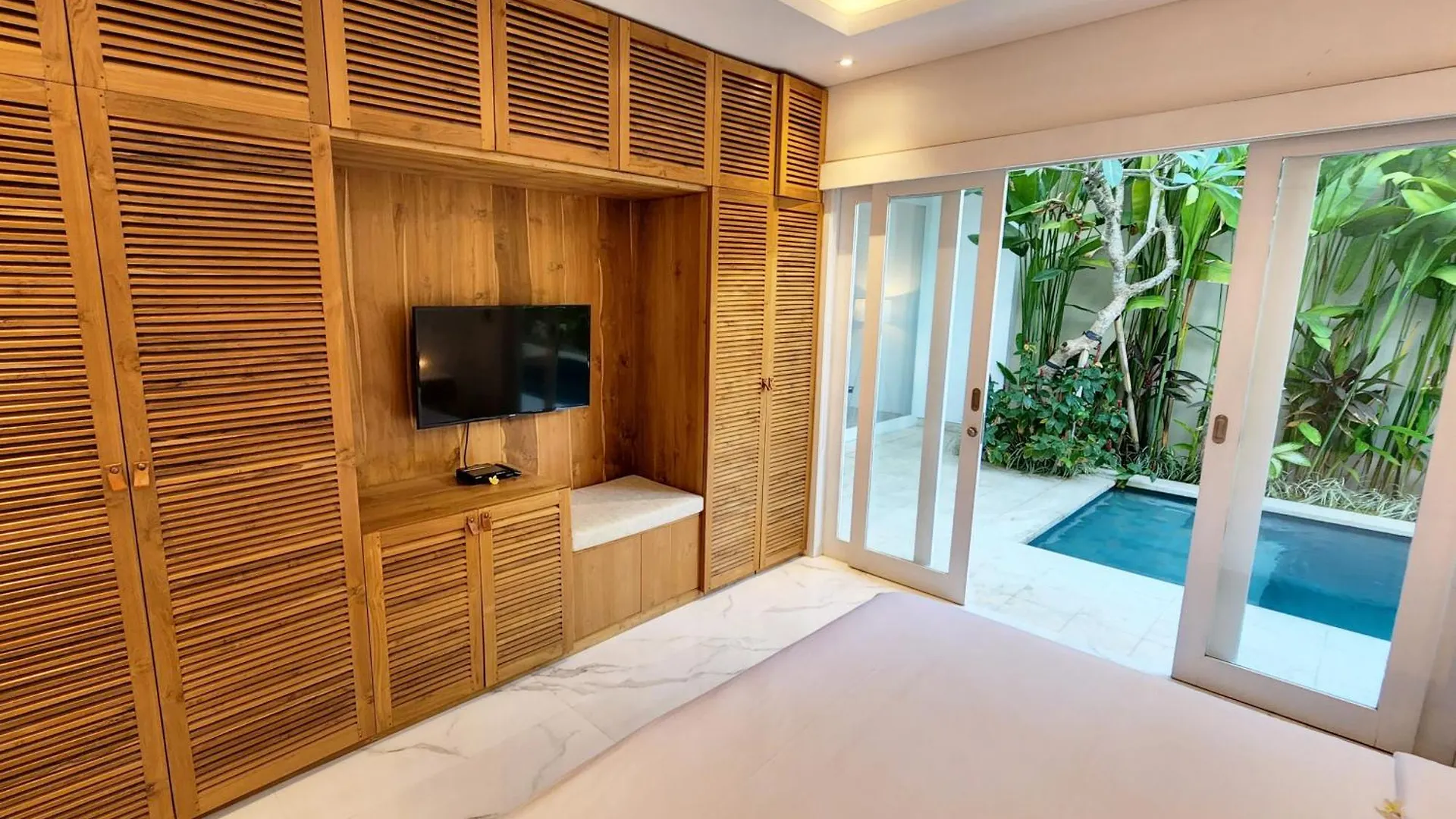 Villa Vana, Sitara Villa Group Seminyak  0*, Seminyak (Bali)